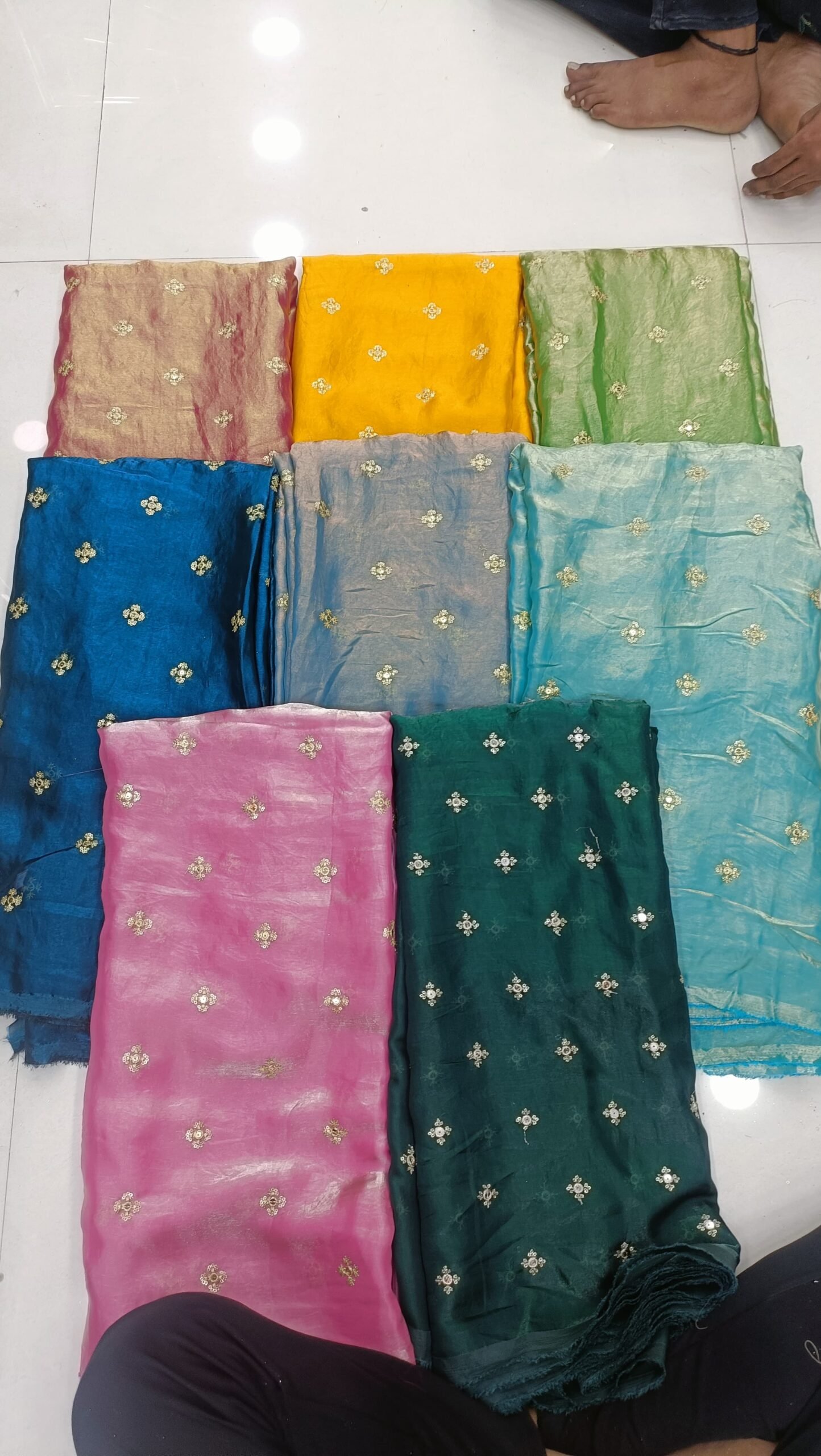 fendy satin butti seq