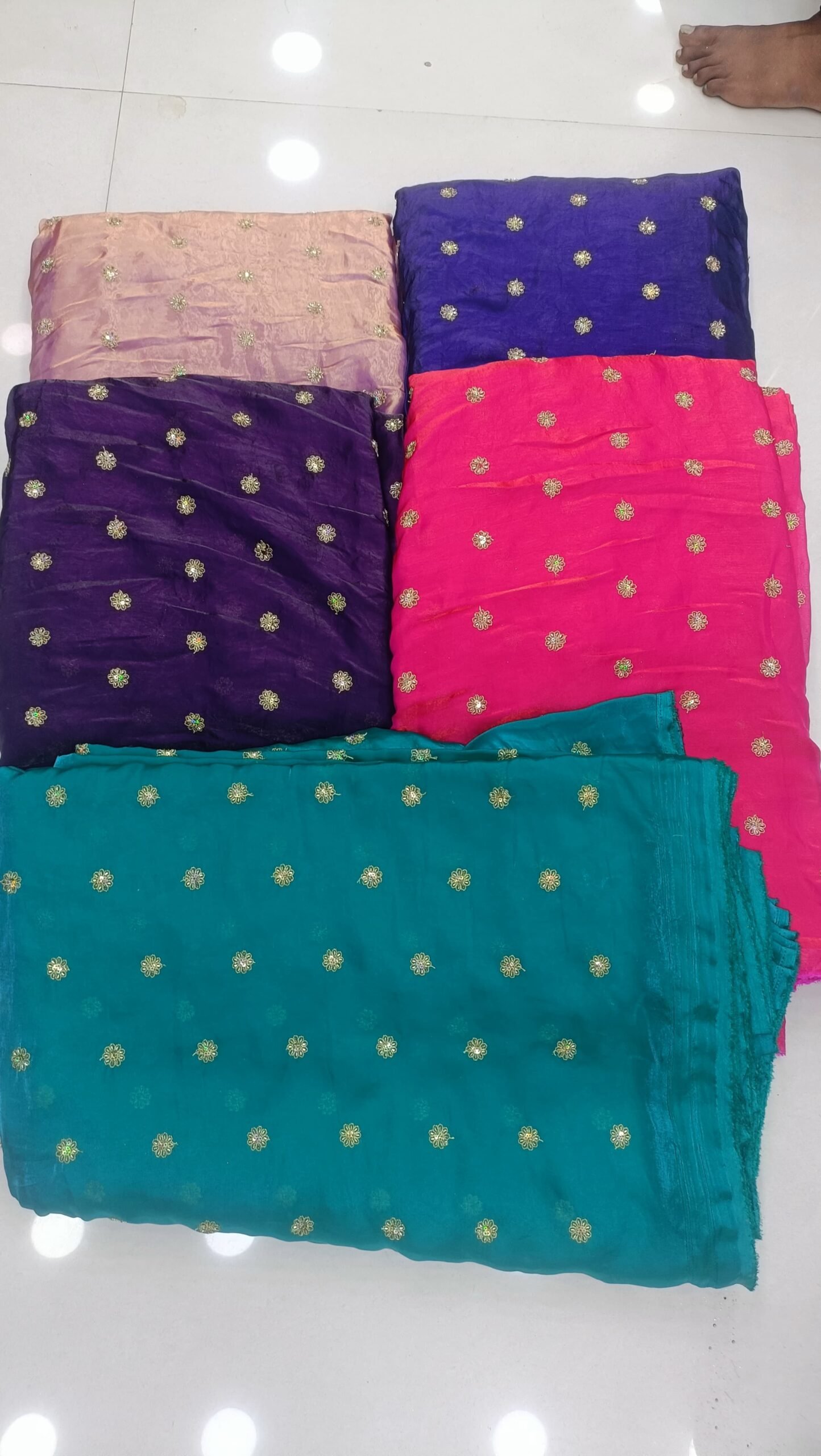 fendy satin cut dana flower chota